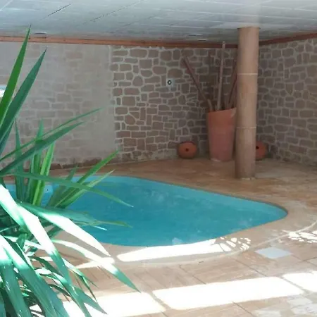 Chez Lyli & Compagnie, Piscine, Jaccuzzi, Salle De Sport